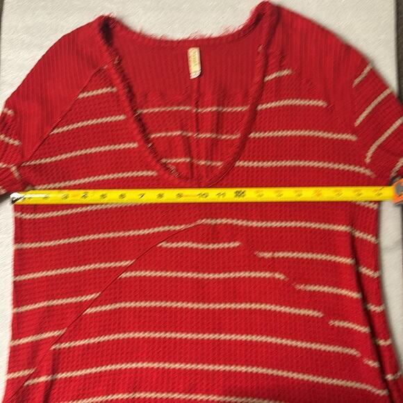 Free People Waffle Knit High Low Oversized S Red/Beige Nautical Cherry Girl Boho - Picture 9 of 12